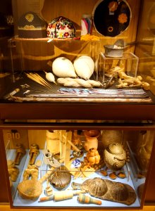 Display case - Etnografiska museet - Stockholm, Sweden - DSC00887