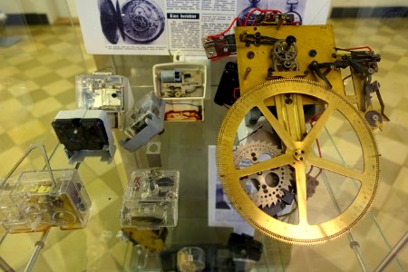 Display - Karl Gebhardt Horological Collection - Gewerbemuseum - Nuremberg, Germany - DSC01901