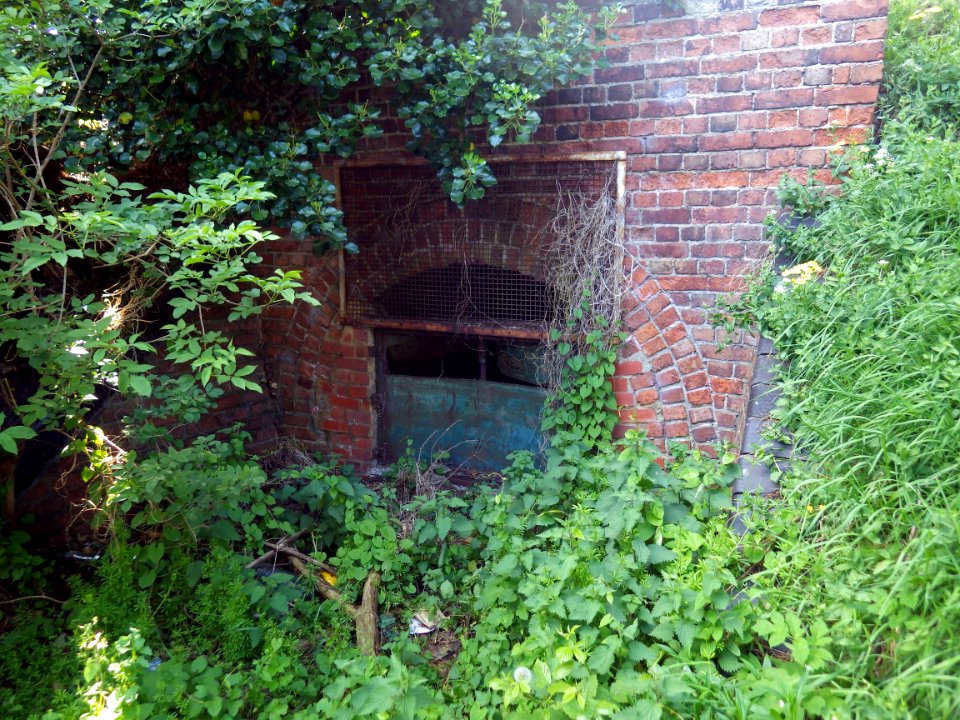 Disused pedestrian tunnel, Beeching Road Industrial Estate, Bexhill