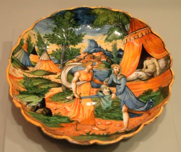 Dish with scene of Judith and Holofernes, c. 1550-1560, Castel Durante, Italy, perhaps the workshop of Ludovico and Angelo Picchi, tin-glazed earthenware (maiolica) - Gardiner Museum, Toronto - DSC01282