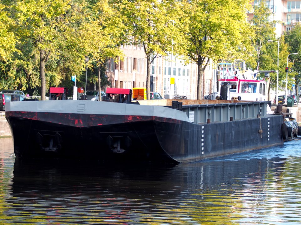 DKM 10, ENI 02328402 at the Westerkanaal, Houtmankade, Amsterdam, pic2