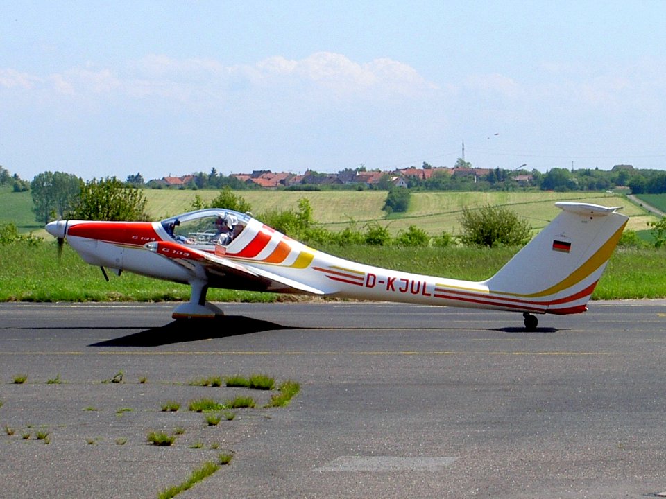D-KJUL Grob G-109