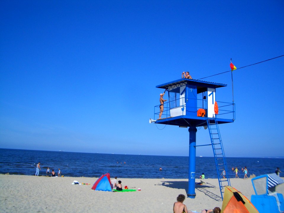 DLRG auf dem Strand in Ahlbeck