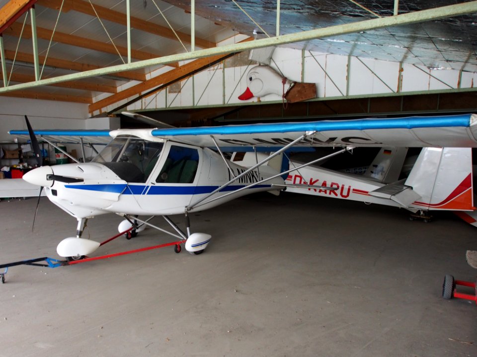 D-MNKC, Ultraleichtflugzeug Comco Ikarus C42, pic3