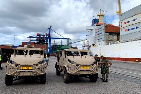 DMV Anaconda 4x4 arrival Willemstad-2