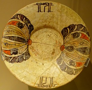 Dish, Iran, probably Nishapur, 10th century AD, earthenware, white slip, black, olive and red slip decoration, transparent glaze - Montreal Museum of Fine Arts - Montreal, Canada - DSC09685