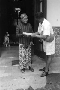 Djokjakarta Kol. Julian neemt afscheid van de oud-regent K.R.T. Djogonegoro., Bestanddeelnr 3982