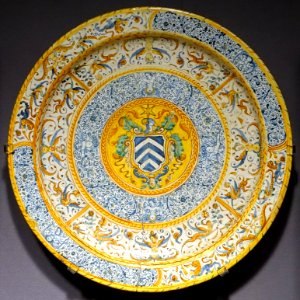 Dish, Italy, Urbino, late 1500s, maiolica - Museum of Anthropology, University of British Columbia - DSC08987