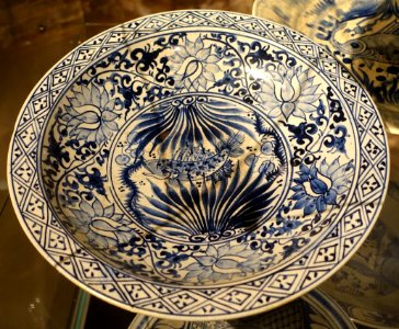 Dish, China, Yuan or Ming dynasty, 1350-1450 AD - Kulenovic Collection - Karlskrona, Sweden - DSC08453