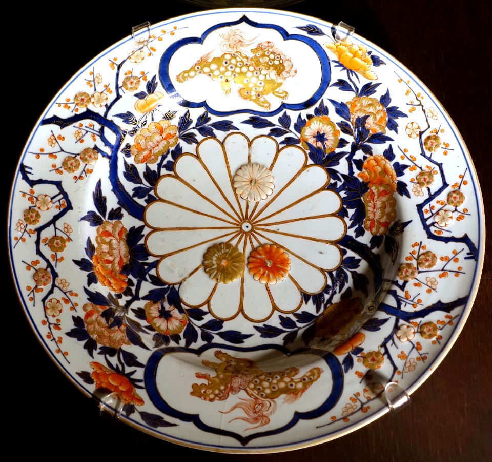 Dish, ceramic - State Closet, Chatsworth House - Derbyshire, England - DSC03243