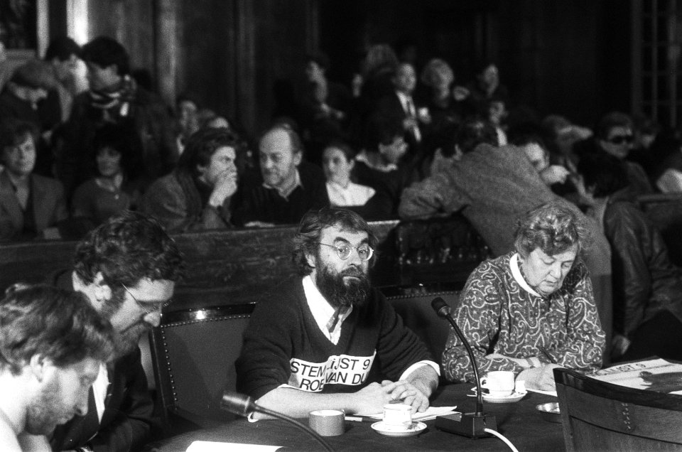 Discussieavond in Amsterdamse Raadszaal n.a.v. komende gemeenteraadsverkiezingen, Bestanddeelnr 933-5983