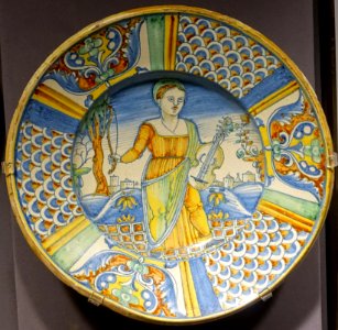 Dish, Italy, Deruta, mid 1500s, maiolica - Museum of Anthropology, University of British Columbia - DSC08991