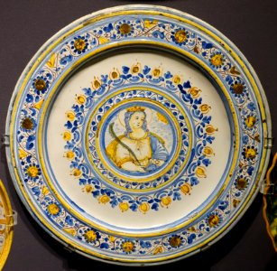 Dish, Italy, Deruta, early 1600s, maiolica - Museum of Anthropology, University of British Columbia - DSC08994