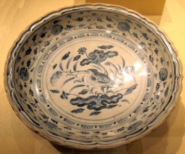 Dish with a long-beaked flycatcher among lotus from Vietnam, Annam, 15th century, HAA