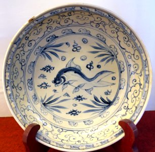 Dish, Chu Dau, 15th-16th century AD, stoneware - Museum of Vietnamese History - Ho Chi Minh City - DSC05998