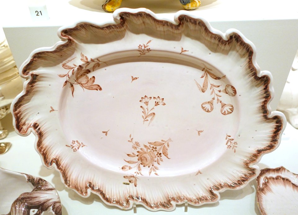 Dish, Rorstrand, 1772, faience with manganese decoration - Nordiska museet - Stockholm, Sweden - DSC09794