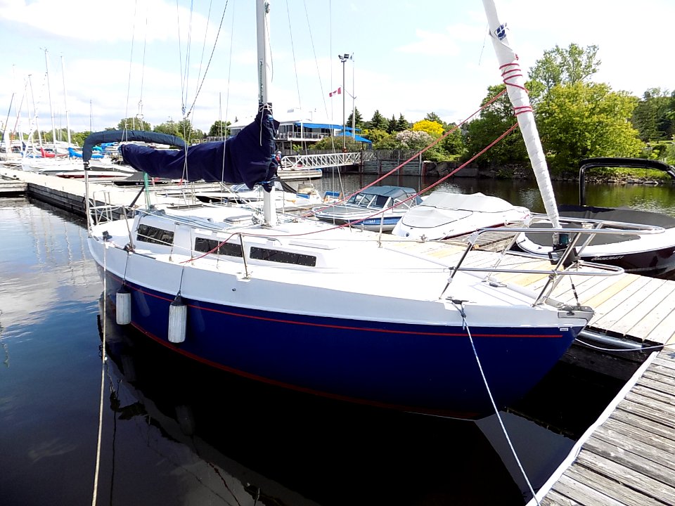 Discovery 7.9 sailboat Get Away 2765