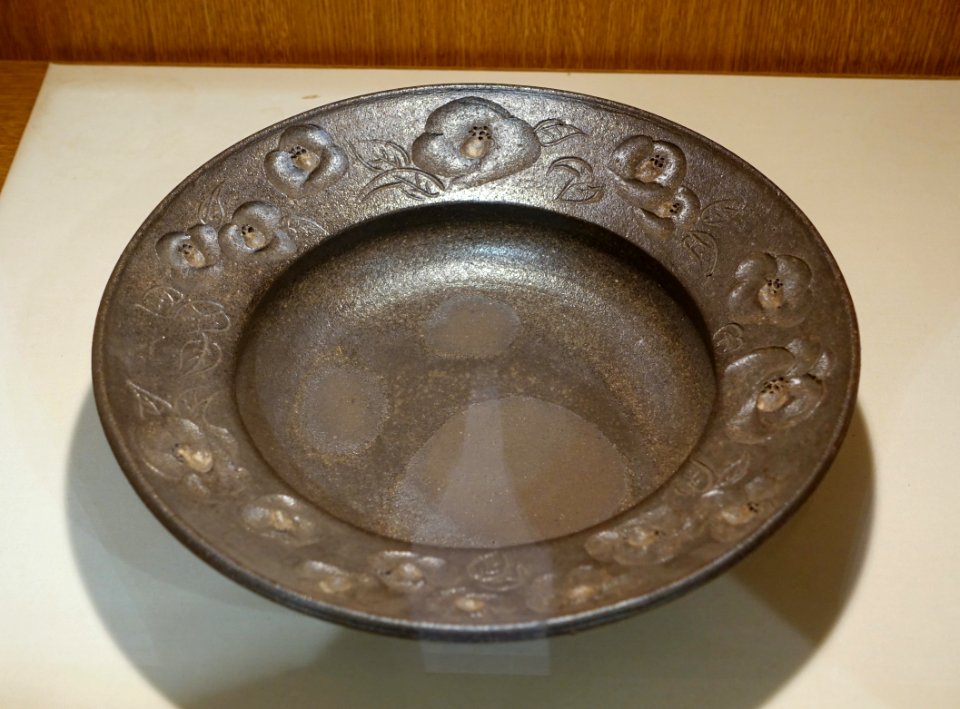 Dish, Suzu ware - Ishikawa Prefectural Museum of Traditional Arts and Crafts - Kanazawa, Japan - DSC09825
