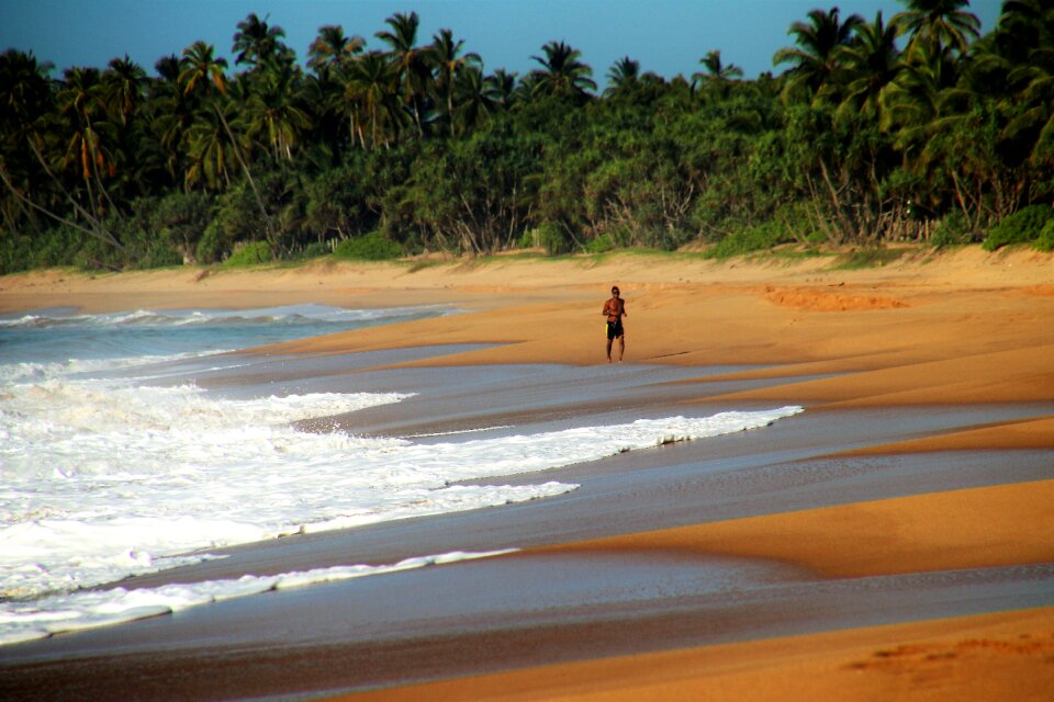 The tropical beach sea foam