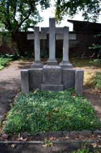 Frankfurt, Hauptfriedhof, Grab D 19 Andreae-Goll (1)