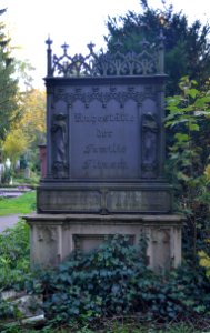 Frankfurt, Hauptfriedhof, Grab E 105-106 Flinsch