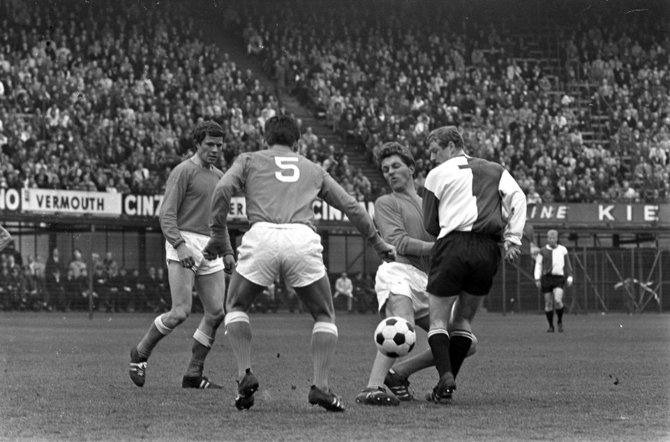 Feyenoord tegen Volendam 4-1. Spelmomenten, Bestanddeelnr 921-2548