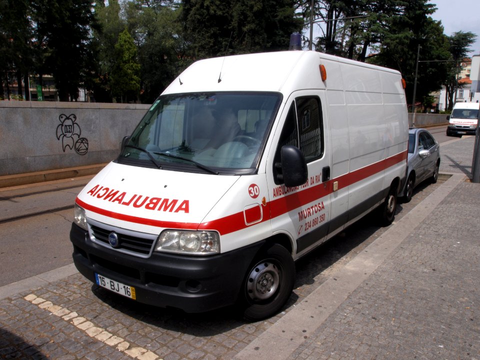 Fiat Ambulancia at Porto, portugal pic2