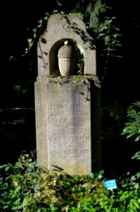 Frankfurt, Hauptfriedhof, Grab E 650a Schäfer