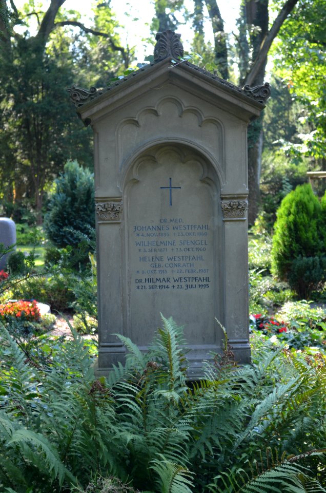 Frankfurt, Hauptfriedhof, Grab B 28 Westphal