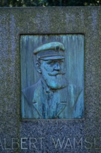 Frankfurt, Hauptfriedhof, Grab Albert Wamser (1)