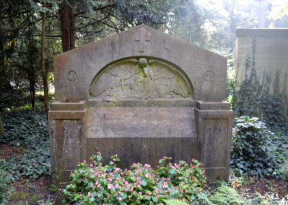 Frankfurt, Hauptfriedhof, Grab II 310 Pittroff