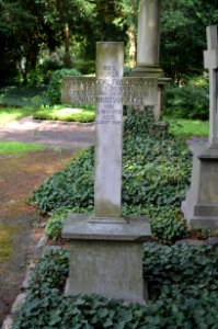 Frankfurt, Hauptfriedhof, Grab D 242-242a Jügel (4)