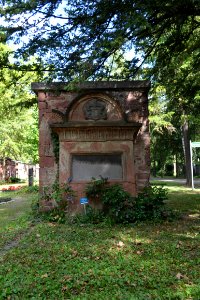 Frankfurt, Hauptfriedhof, Grab adM 257 Geiler