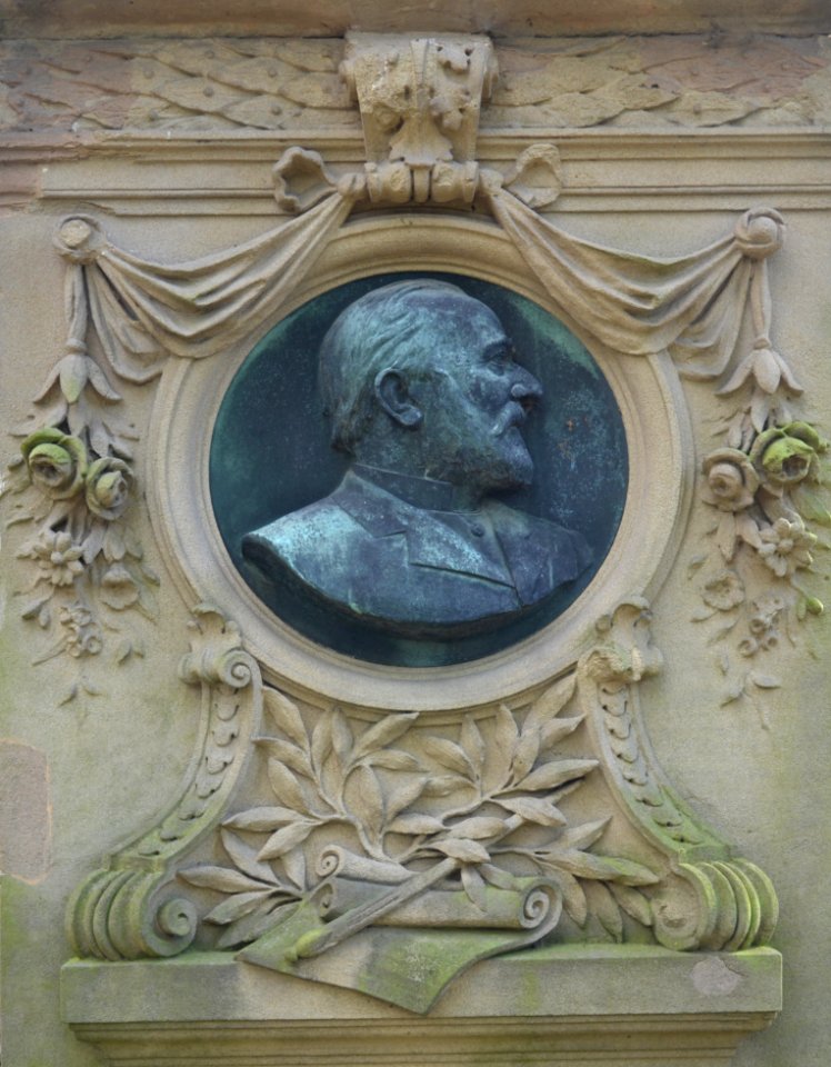 Frankfurt, Hauptfriedhof, Grab Georg Goltermann (Detail)