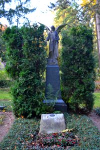 Frankfurt, Hauptfriedhof, Grab F 925 von Wild