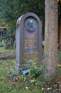 Frankfurt, Hauptfriedhof, Grab E 825 Hamburger