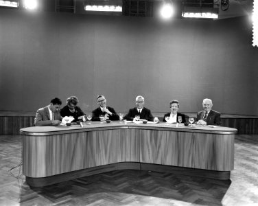 Forum over spijtoptanten voor TV, Bestanddeelnr 913-0555