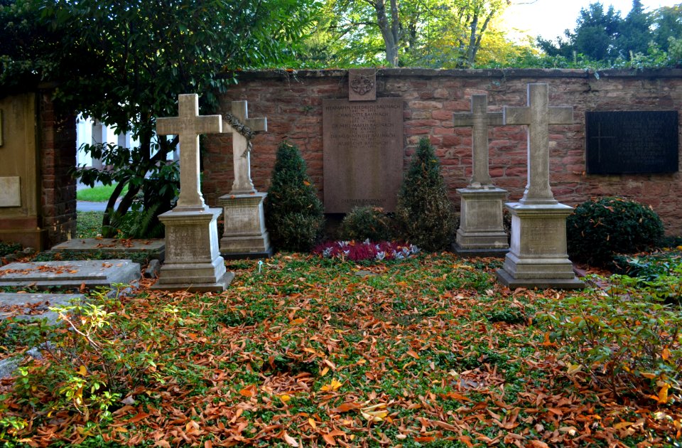 Frankfurt, Hauptfriedhof, Grab adM 397a Baunach