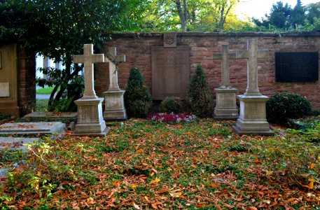 Frankfurt, Hauptfriedhof, Grab adM 397a Baunach