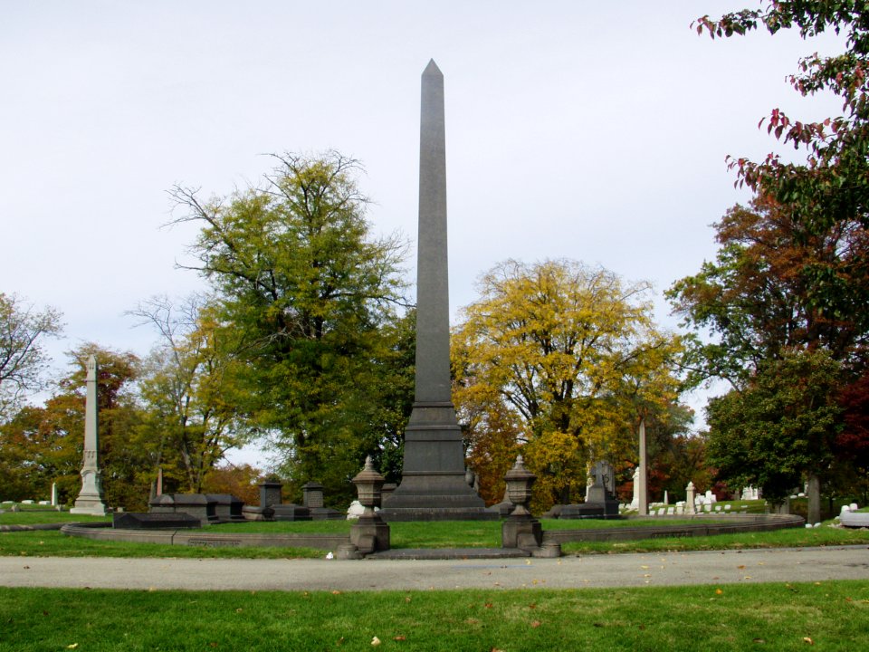 Fitzsimmons-Morrison Plot, Allegheny Cemetery, 2015-10-27, 01