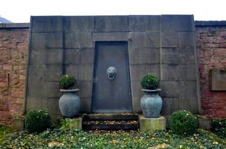 Frankfurt, Südfriedhof, A adM 23-25, Grab Cunze (1)
