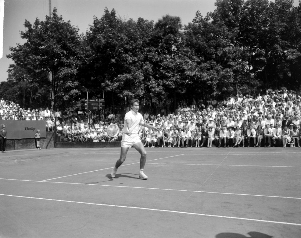 Finales tennis te Hilversum, E. S. Drysdale in actie, Bestanddeelnr 916-6828