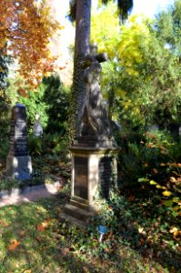 Frankfurt, Hauptfriedhof, Grab F 1748 Reuss (1)