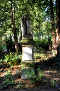 Frankfurt, Hauptfriedhof, Grab E 811 Huber