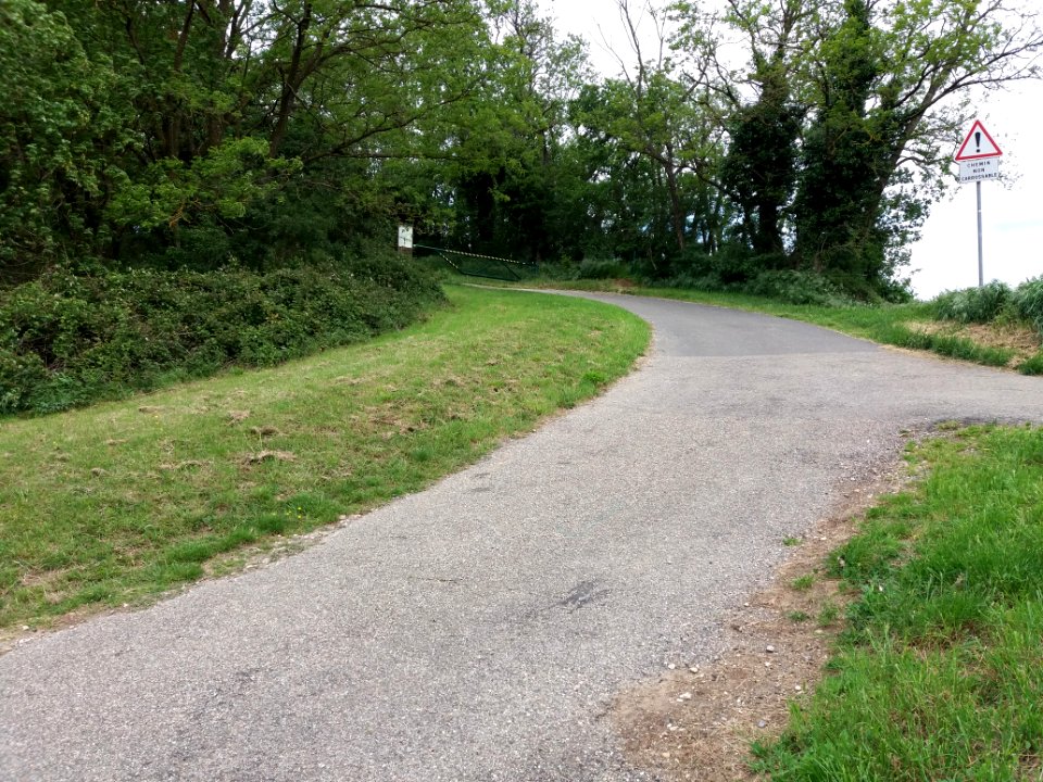 Fleurieu-sur-Saône - Chemin de la Madone - Depuis le chemin du Cimetière