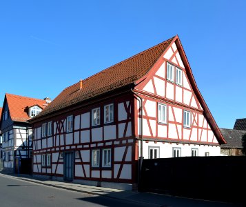 Frankfurt-Bergen, Marktstraße 46