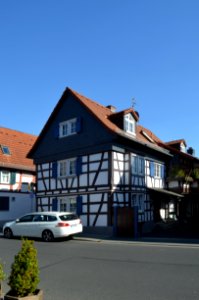 Frankfurt-Bergen, Marktstraße 48