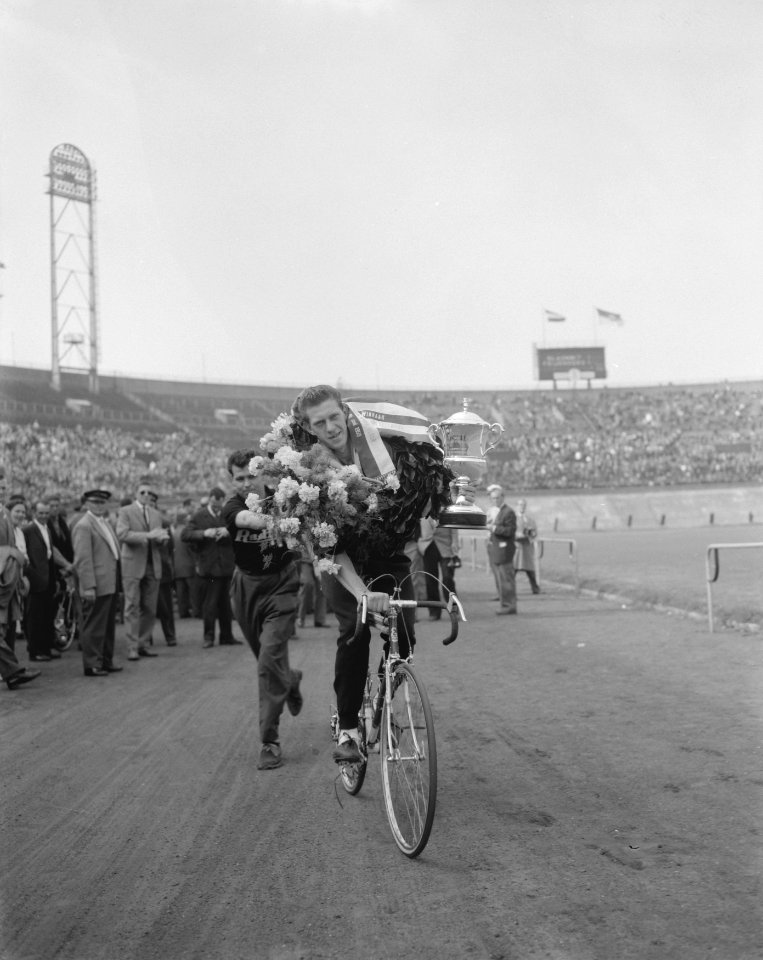 Finale van Olympia Tour in het Olympisch stadion. Huub Zilverberg werd winnaar i, Bestanddeelnr 910-4113