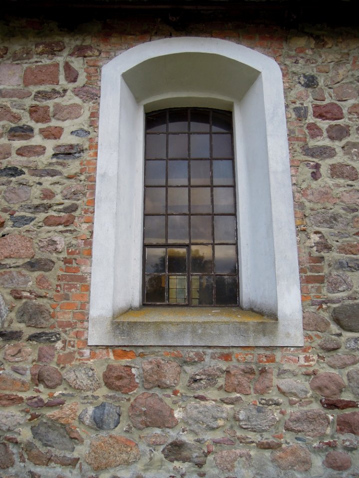 Flämingkirche Schmilkendorf -Nordfassade Saallicht ostseitig- August 2020