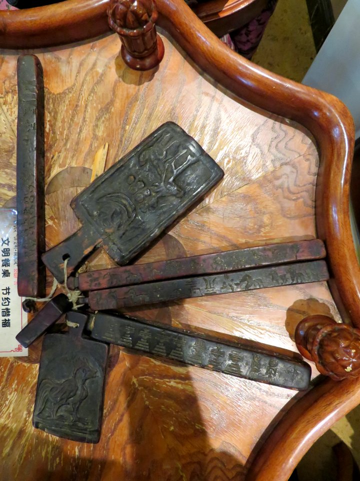 Ersu printing sticks (detail 2)